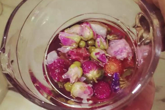 ������õ�廨��Ƥ����ڣ���õ�廨���û��ף�