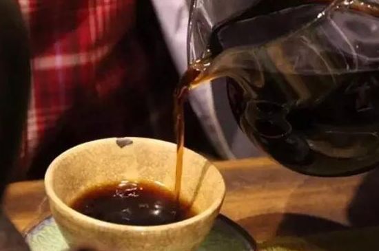 ��ʺ��Ľ��ɣ��ȳ�ʺ���ע������