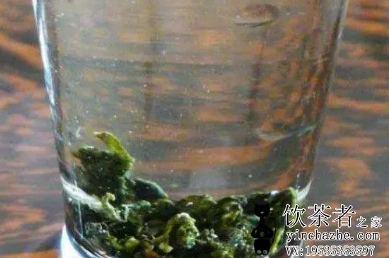 ���ݲ�ű���һ���ϣ����ݲ��ܷű����ã�