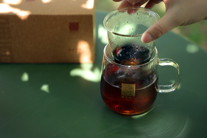 福海 福海方砖 熟茶 100克