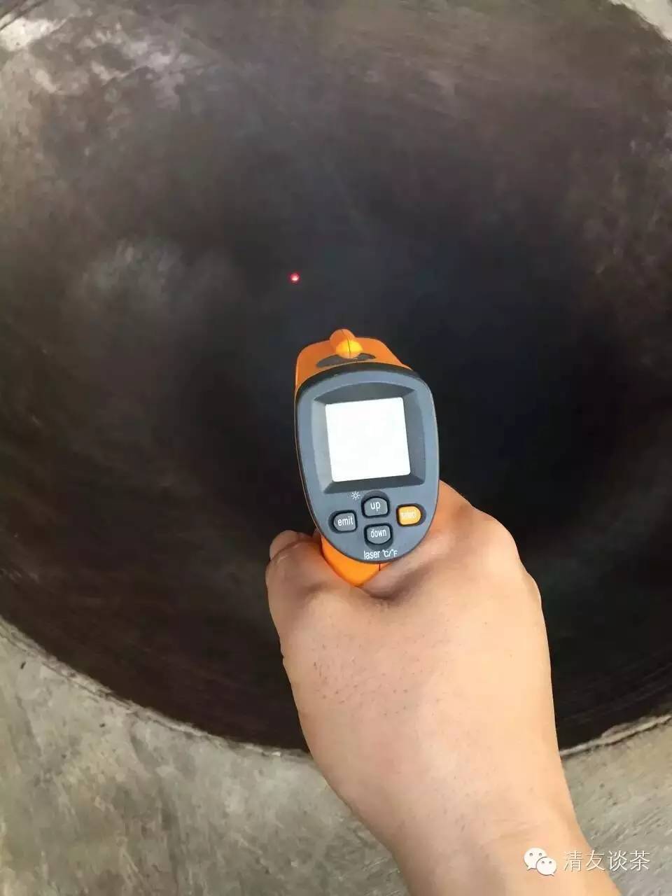 1434011364-22
