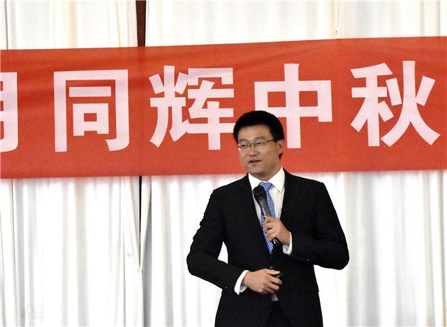云南信茂茶业集团讲师谢思行先生