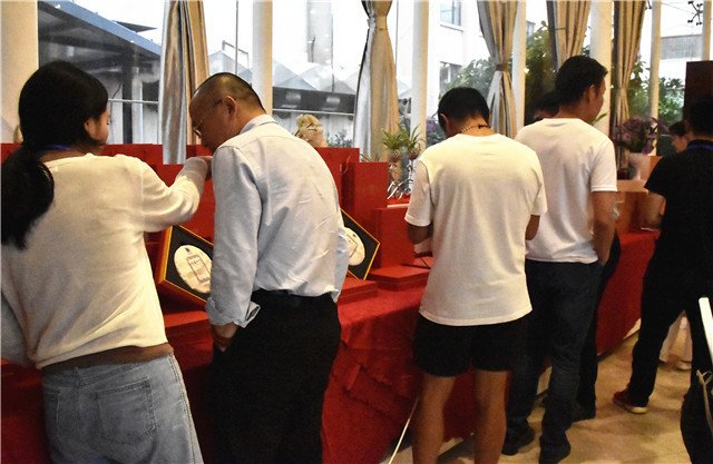信茂堂中秋茶礼新品发布会现场