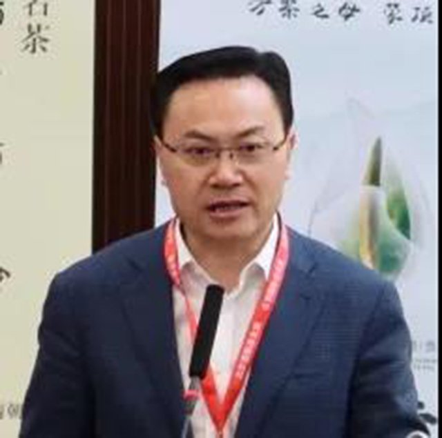 中国工程院院士刘仲华作主题推介;