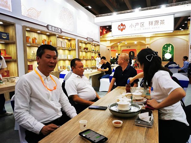 ��ݸ�в�Ҷ��ҵЭ��᳤¬��ѫƷ����Դ��