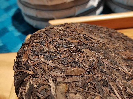 龑王牌蓝版2021美男子普洱茶生茶