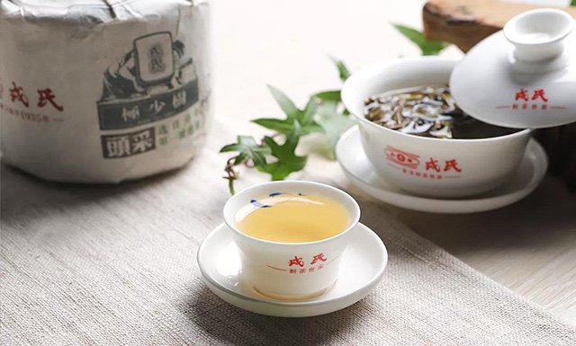 勐库戎氏极少树头采普洱茶