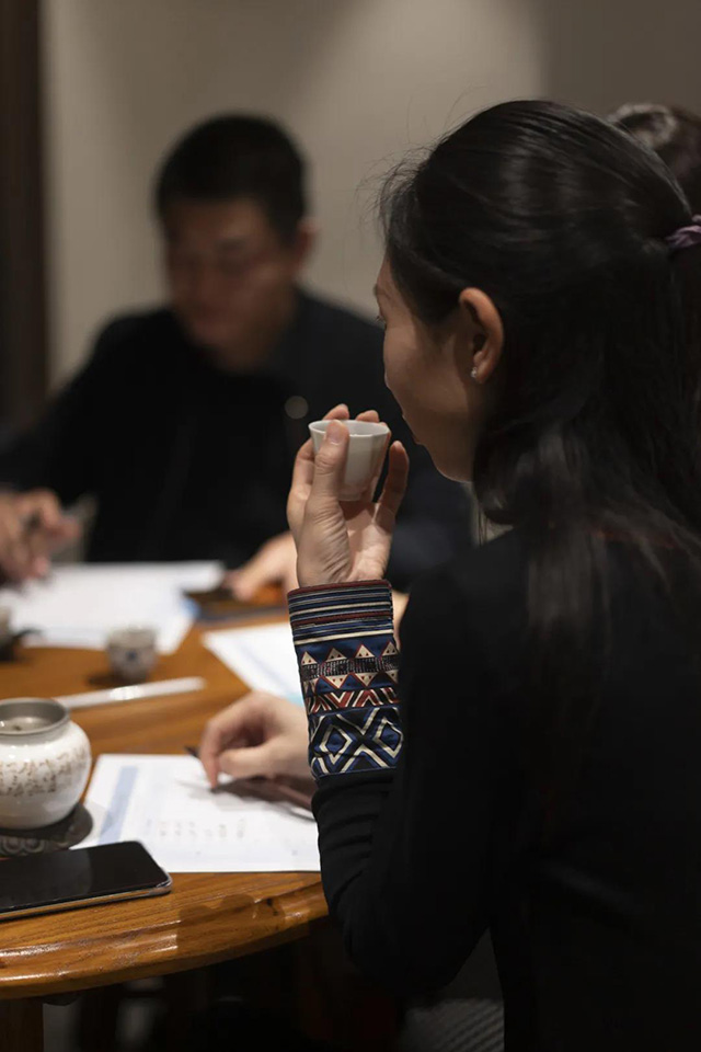 中茶开年第一品香茗报福春