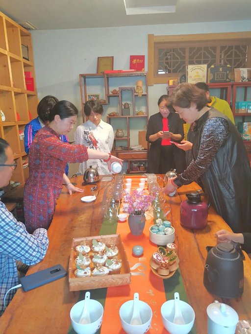 六大茶山六星大白菜品鉴会