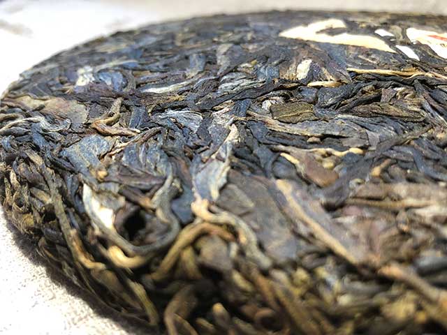 私藏版红印小班章普洱茶