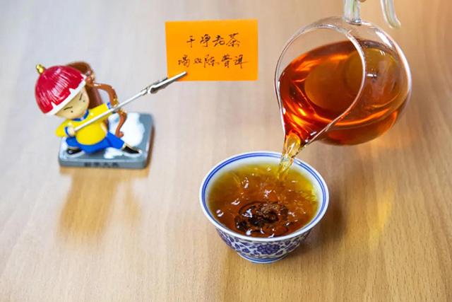 双陈勐景紧沱易武老茶品鉴