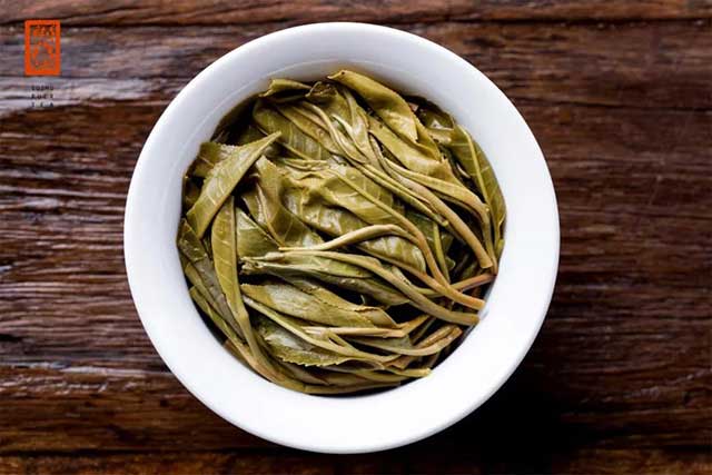 福元昌2021年春茶古易武青饼普洱茶