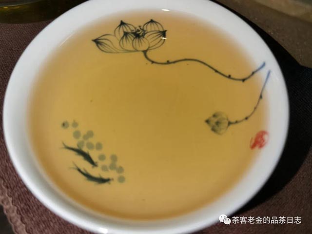 斗记金斗普洱茶