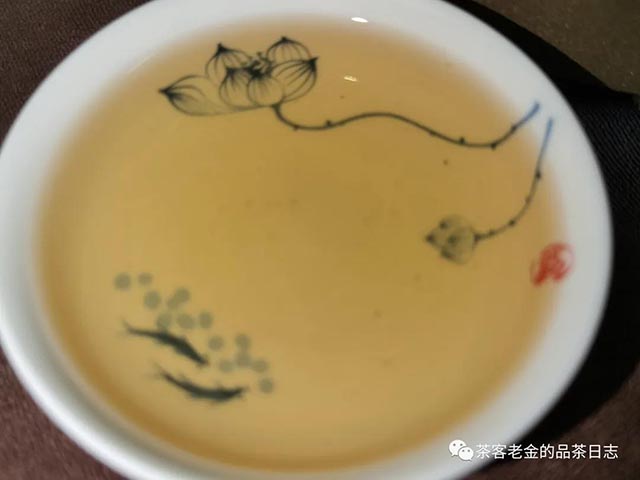 斗记金斗普洱茶