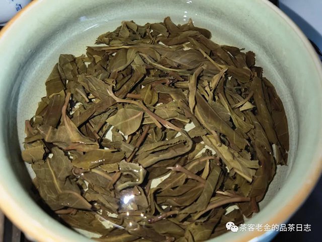 圆世号定制版2021年高天流云普洱茶