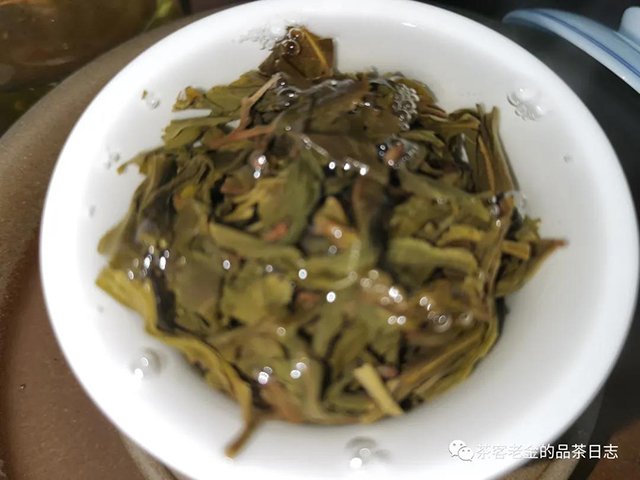 圆世号定制版2021年高天流云普洱茶