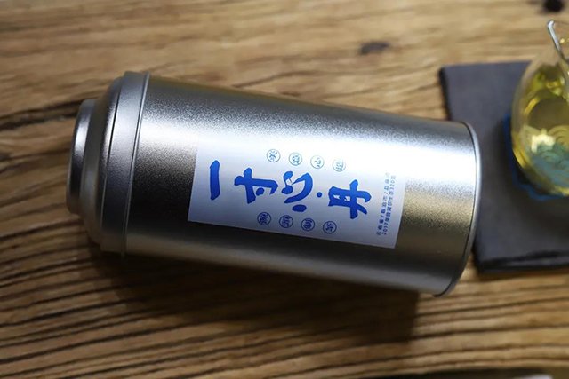 彤掌柜一寸心普洱茶