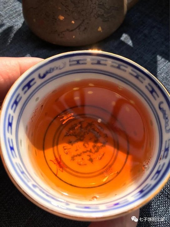 八十年代下关薄纸无飞青饼