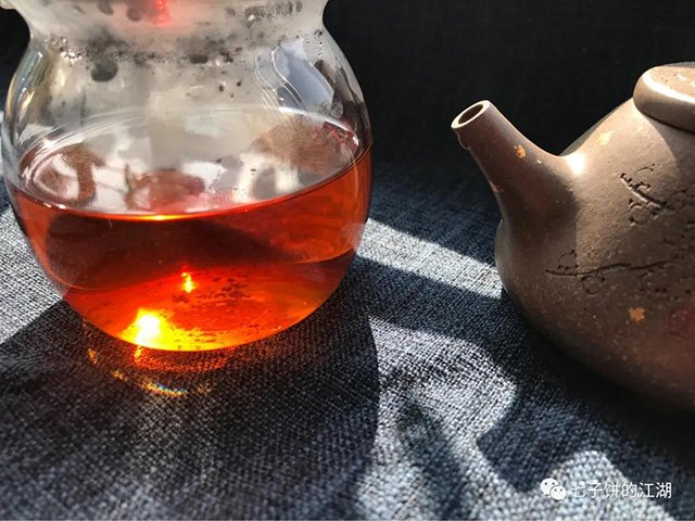 八十年代下关薄纸无飞青饼