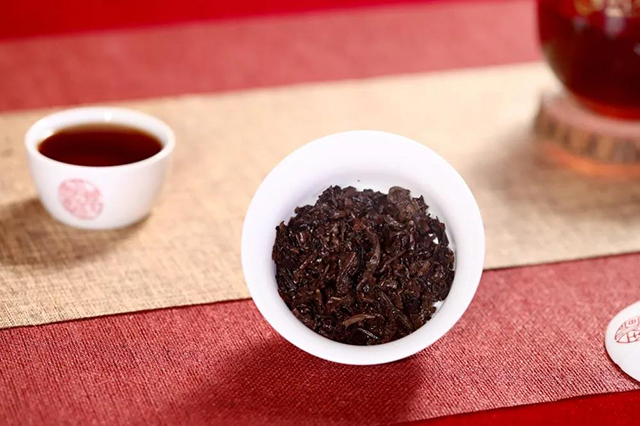 润元昌虎年生肖熟茶福虎临门