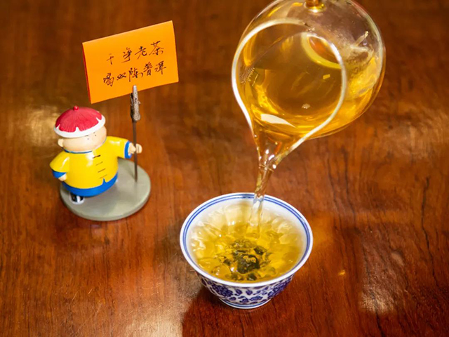 双陈2021年莲饼生茶
