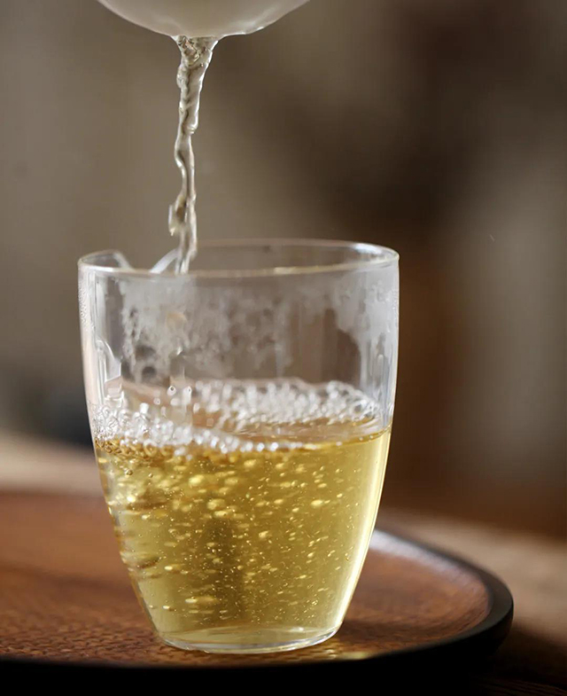 荣瑞祥梅子箐春茶