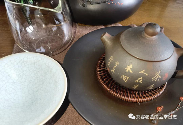 庄生晓梦秦砖汉瓦普洱茶