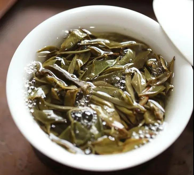 荣瑞祥2022年隐春茶