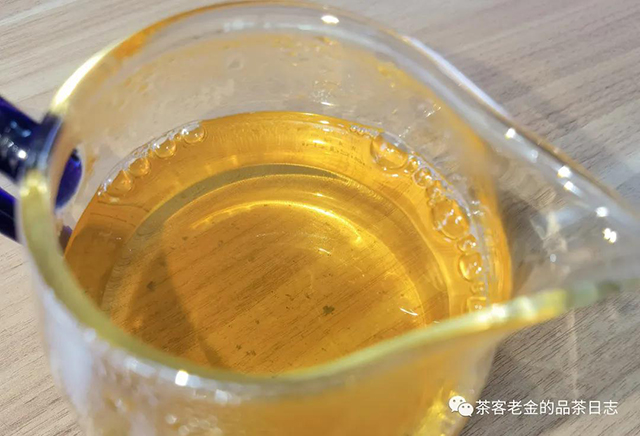 庄生晓梦2018年宋扇清风普洱茶