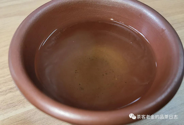 流星赶月2021年冰岛地界古树头春普洱茶