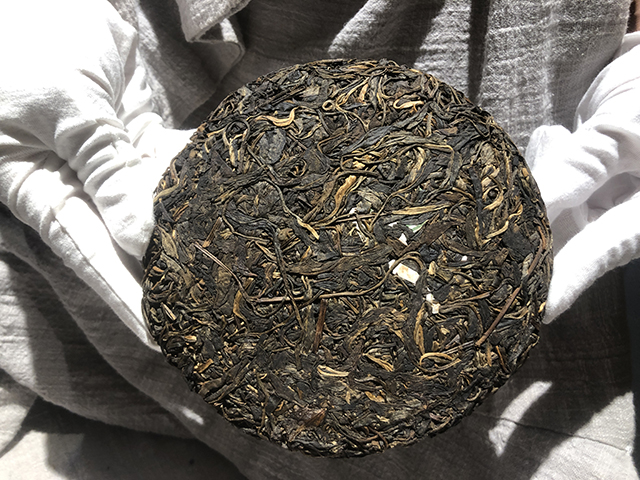 茗乔2007年易武正山250克饼普洱茶