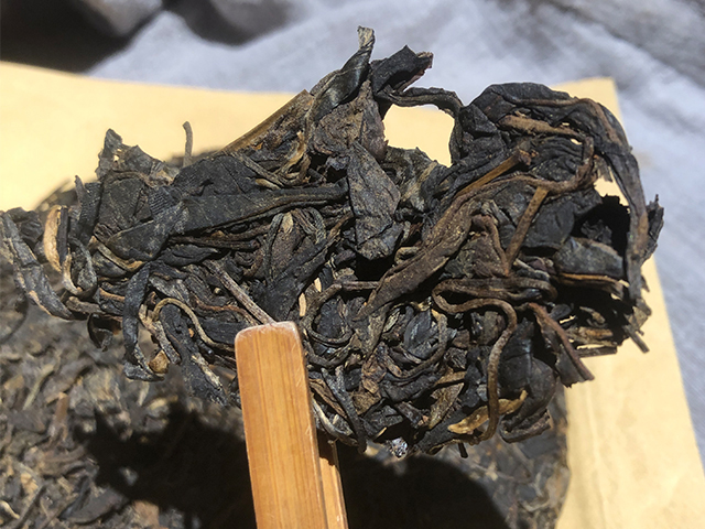 茗乔2007年易武正山250克饼普洱茶