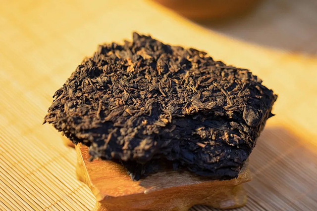 中茶昆明砖7581普洱茶