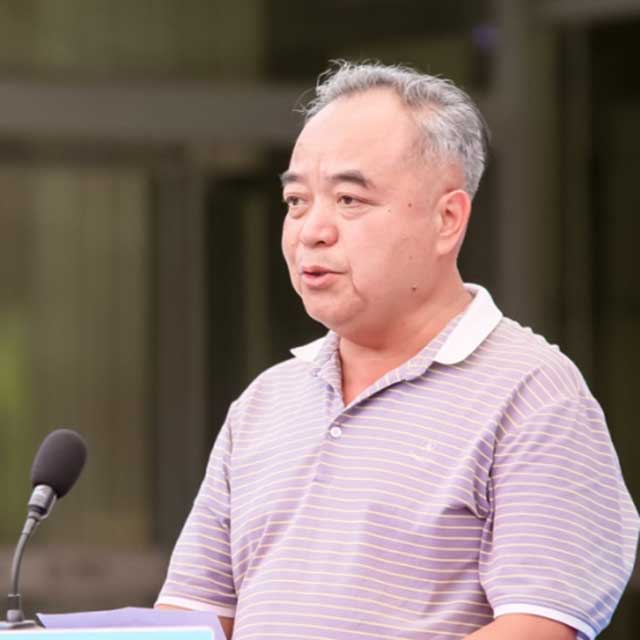 勐海县茶业协会会长刘洪武
