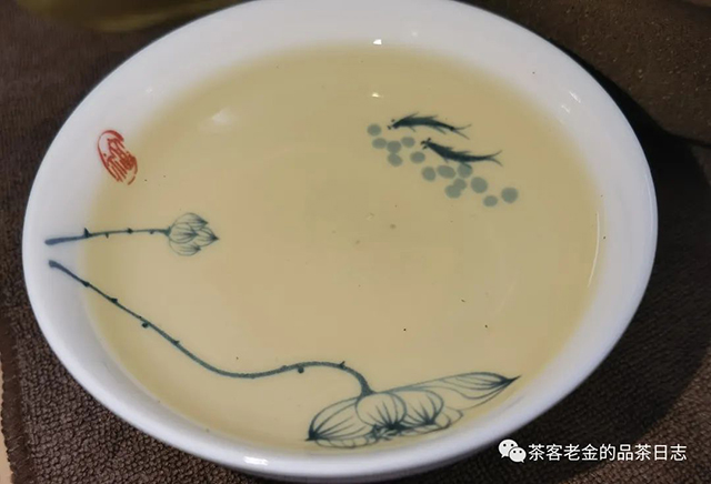 茶厨2022年挑采茶王树普洱茶