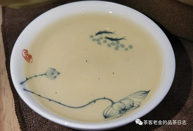 茶厨2022年挑采茶王树普洱茶
