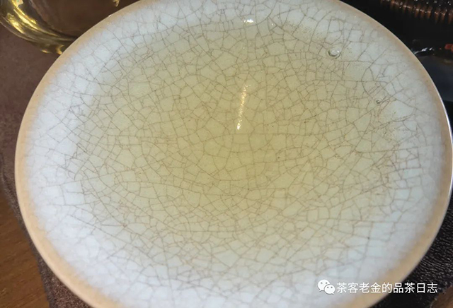 流星赶月2022年天门山高杆普洱茶