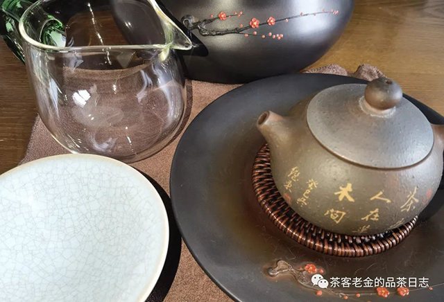 流星赶月2022年天门山高杆普洱茶