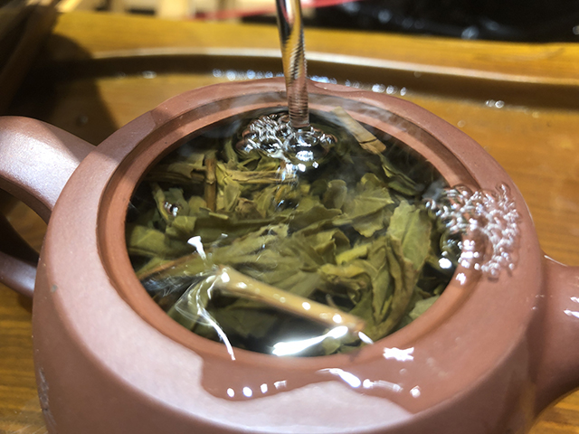 贡沱驿2006年景迈古树普洱茶小饼