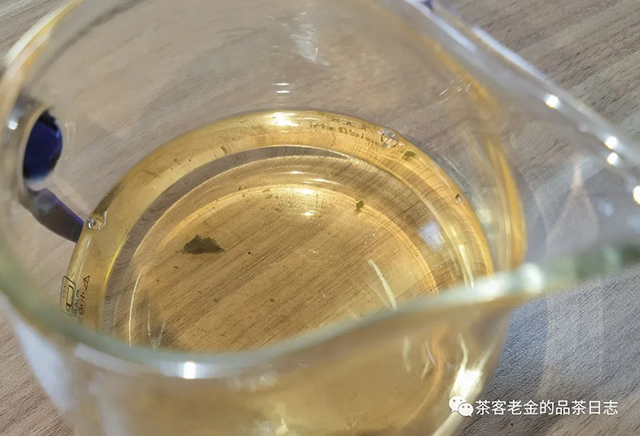 流星赶月2022年大黑树林古树普洱茶