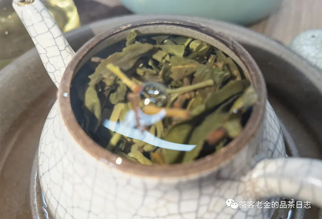 流星赶月2022年大黑树林古树普洱茶