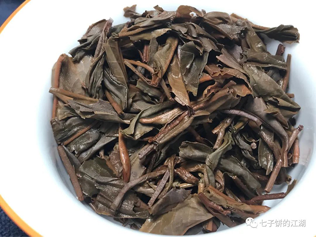 大益2012年银大益普洱茶