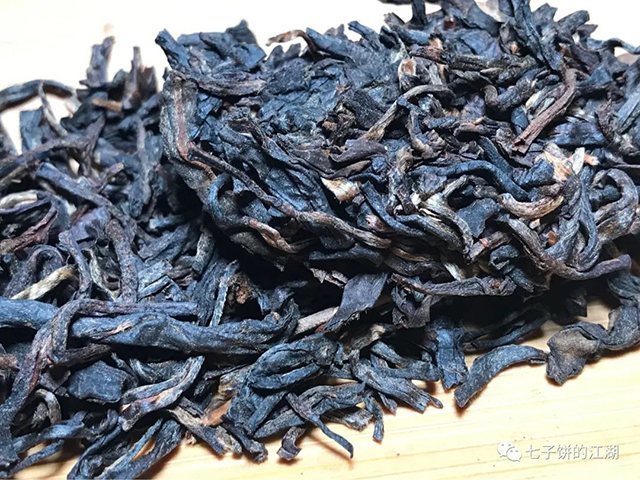 大益2012年银大益普洱茶