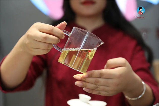 南茗佳人普洱茶