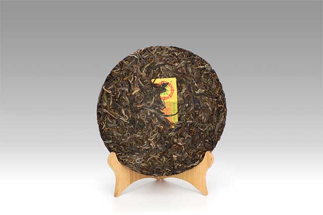 中茶九九虎啸青饼普洱茶生茶