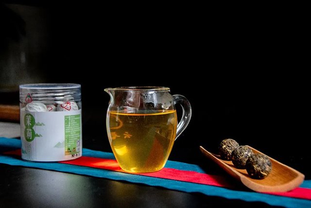 八角亭茉莉龙珠