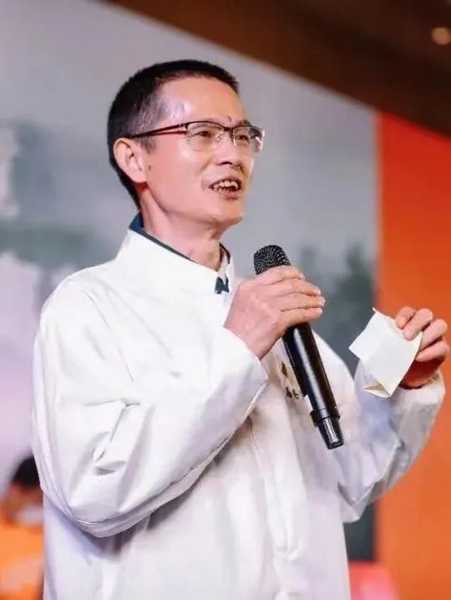 刘国英 【聚焦】“中越茶叙”现场的四款茶啥来头?岩茶专家告诉你!