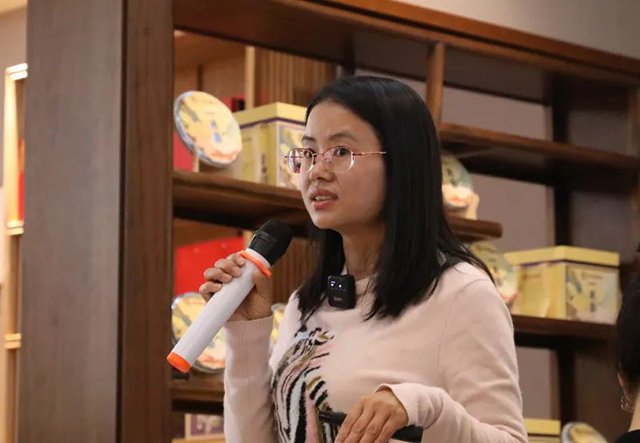 云南中茶茶业有限公司产品研发部制茶工程师王燕女士