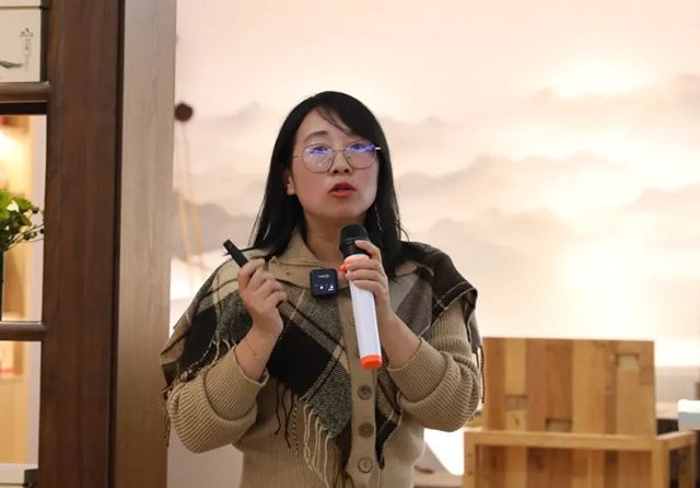 云南中茶茶业有限公司总经理助理产品研发部总经理魏珍珍女士