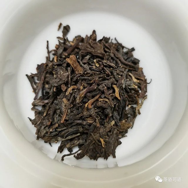 2011年大益7542藏臻十年陈普洱茶